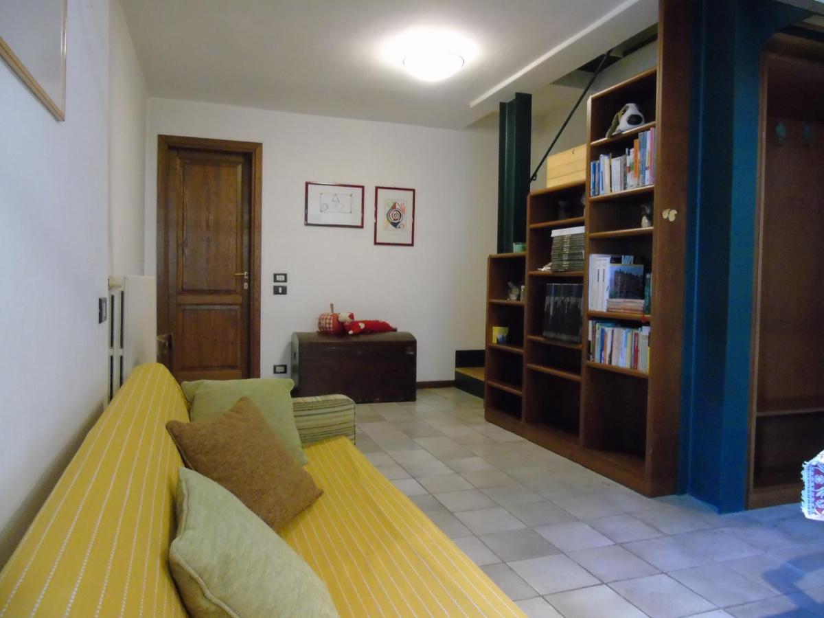 فيلا Cascina Cavalli Astino بيرغامو المظهر الخارجي الصورة